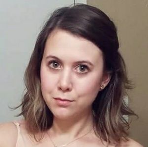 Meet your Posher, Cera